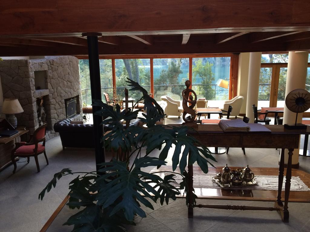 Patagonia Paraiso - Hotel Boutique On Lake Beach ビージャ・ラ・アンゴストゥーラ エクステリア 写真
