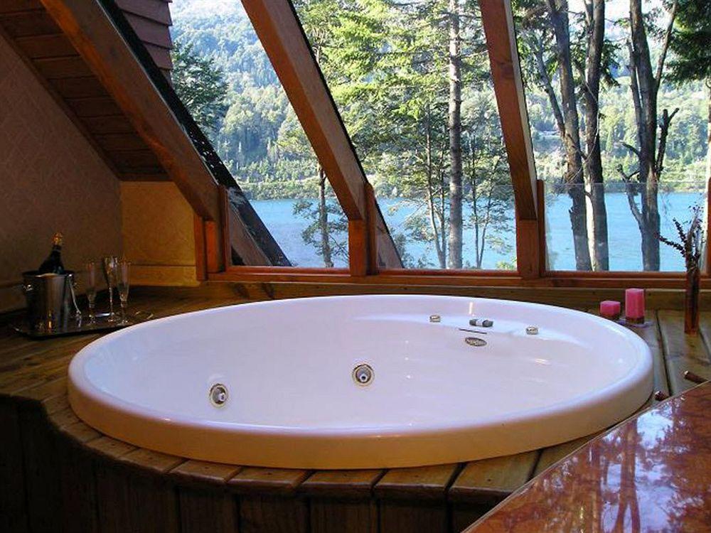 Patagonia Paraiso - Hotel Boutique On Lake Beach ビージャ・ラ・アンゴストゥーラ エクステリア 写真